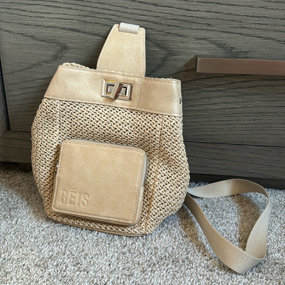 Beis crossbody